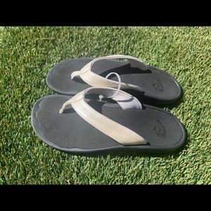 Women’s Olukai Ohana Thong Sandal sz 9